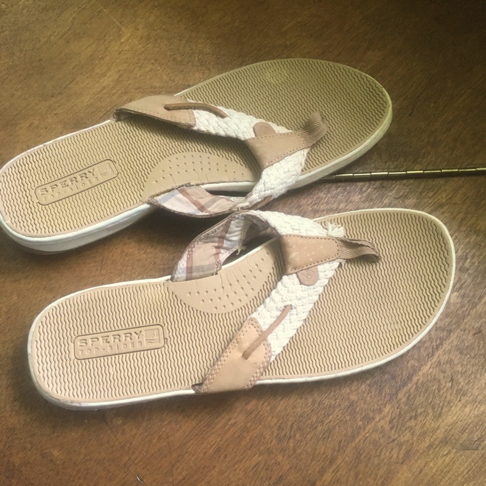 Sperry Seafish flip flops size 10M